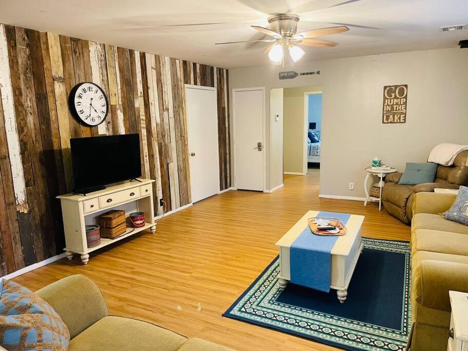 A Shore Thing-Beach-Fishing-Fire Pit-Relax-Pets Kingston Exterior photo